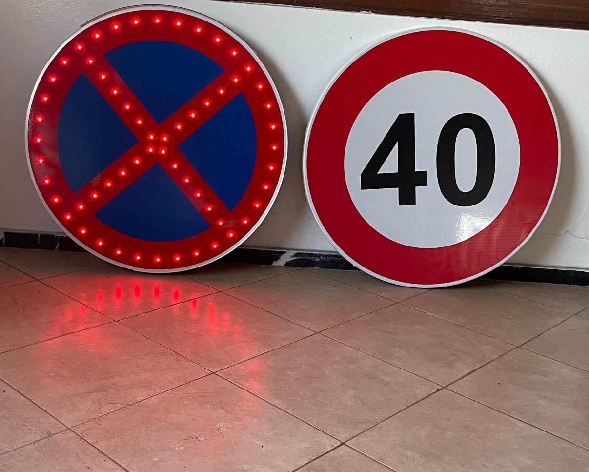 Panneaux de signalisation 2
